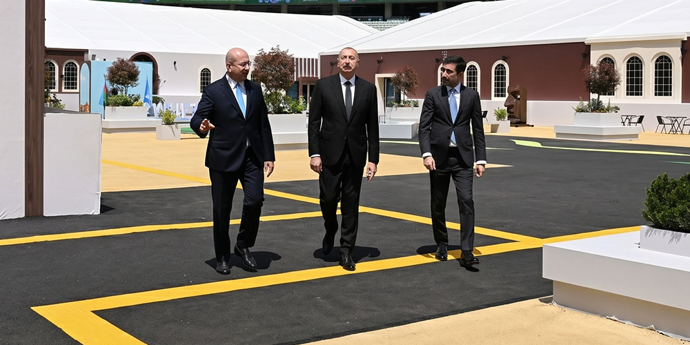 Cover - Ümumdünya Şəhərsalma Forumu (WUF13)